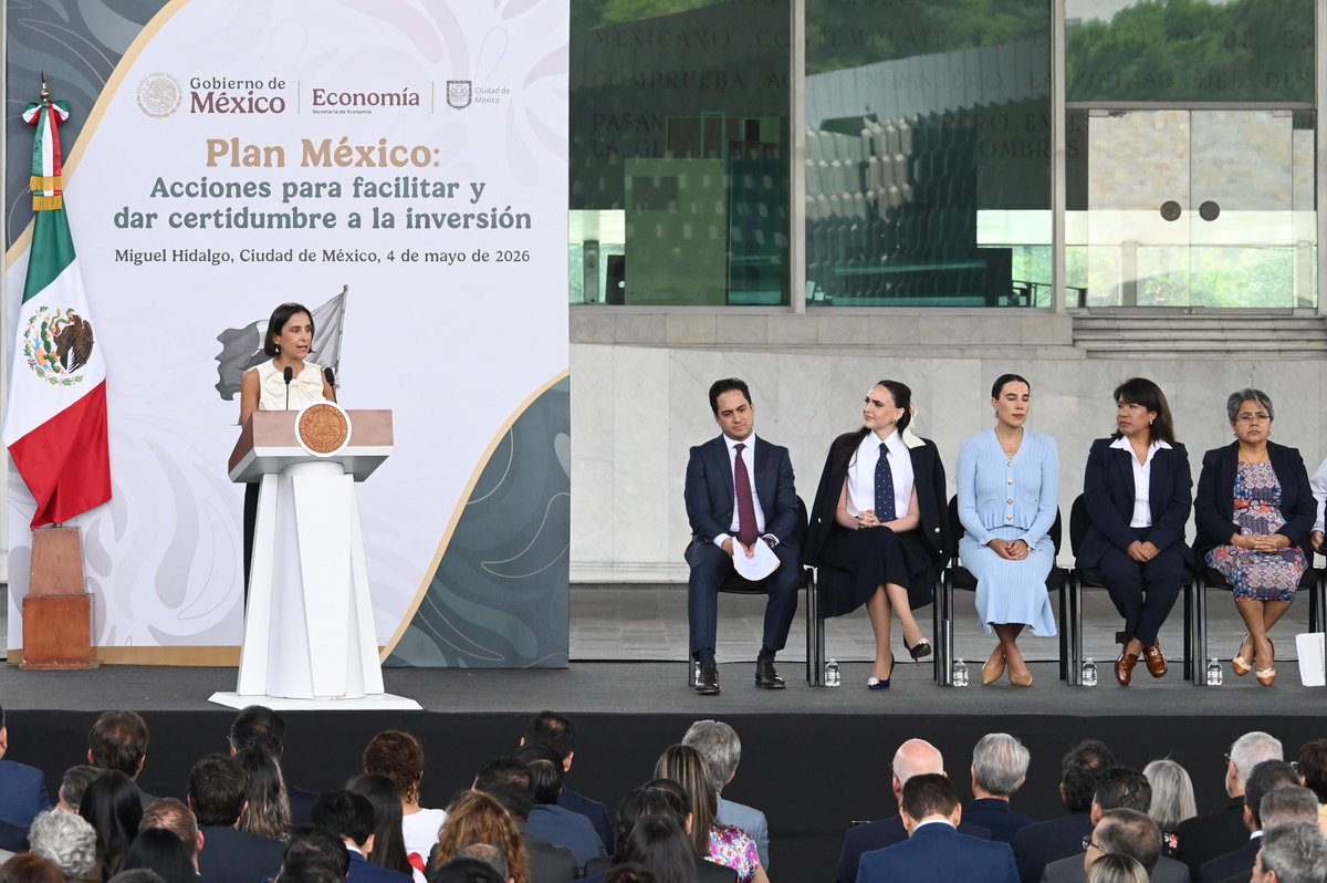 Luz Elena González Escobar tweet media