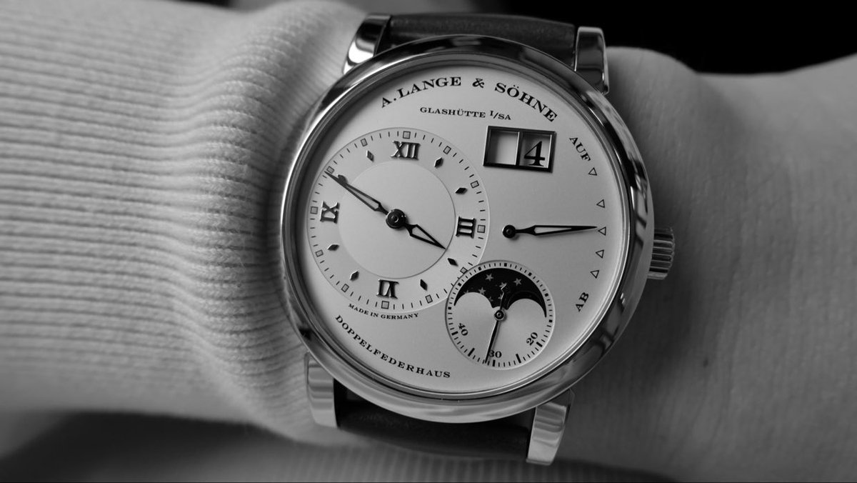TheSlowTick's tweet image. Beautiful A.Lange &amp;amp; Söhne. Beautiful picture. 
📸: @shirokumawatch 
#watches #watchmaking #wristwatch #luxury #menswear #enthusiast #design #horology #photography