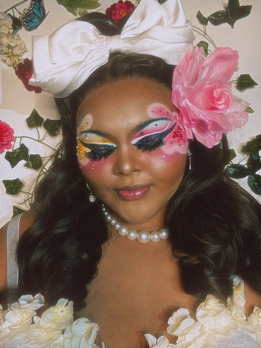 Sasha Rhinestone ✨ tweet media