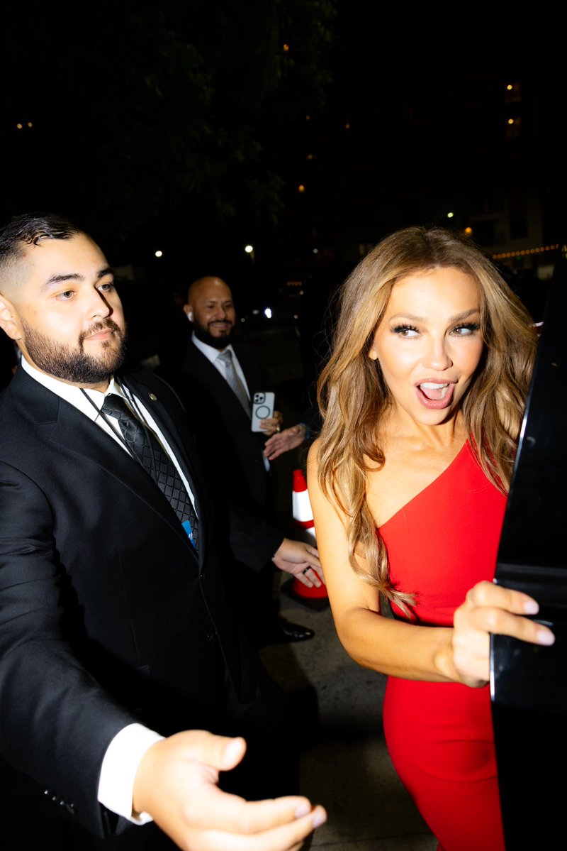 Thalia tweet media