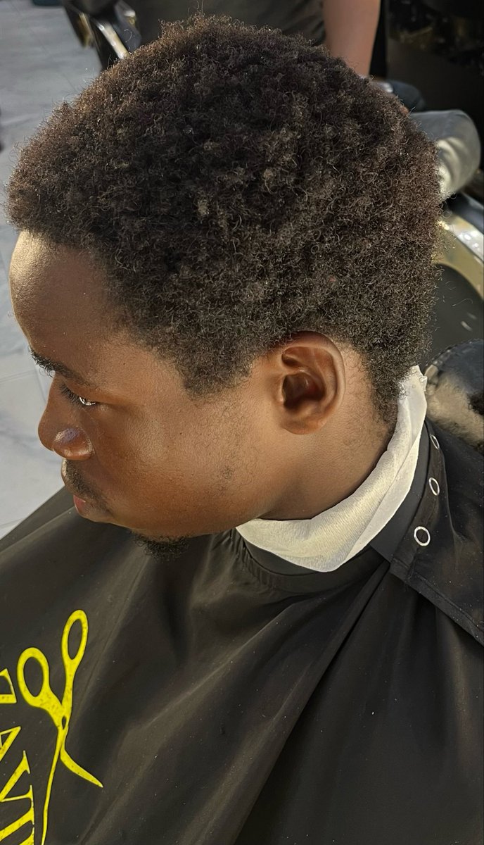 RichwayCutz's tweet image. Low taper fade 🔥 #foryou #barber #viral #fyp