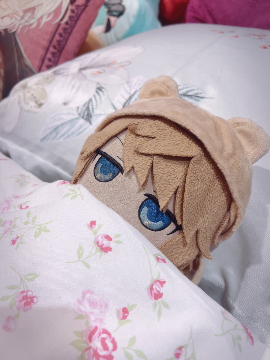 __arisuix's tweet photo. 🫠🫠🫠 is this even legal😭😭😭🧸🧸🧸💛💛💛💛💛 https://t.co/EYIvUkrEbE