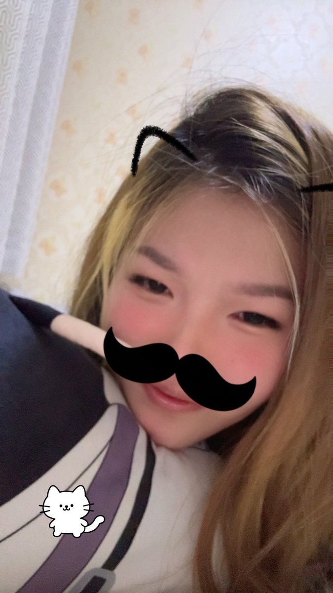 月を夢見る tweet media