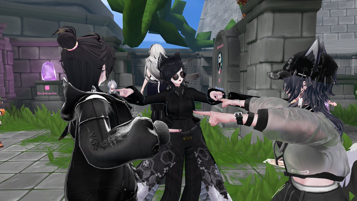 ollie9021's tweet image. 大人数でゲムワ巡り楽しかった～！
#VRChat
