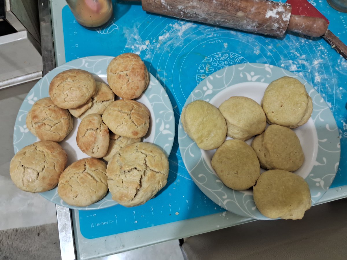 Man, those scones look good.

This was my first attempt at baking scones.

They look nothing like scones and probably feels nothing like scones (the texture wasn't crumbly), but they tasted good.

I might try baking scones again in the future and get them right next time.