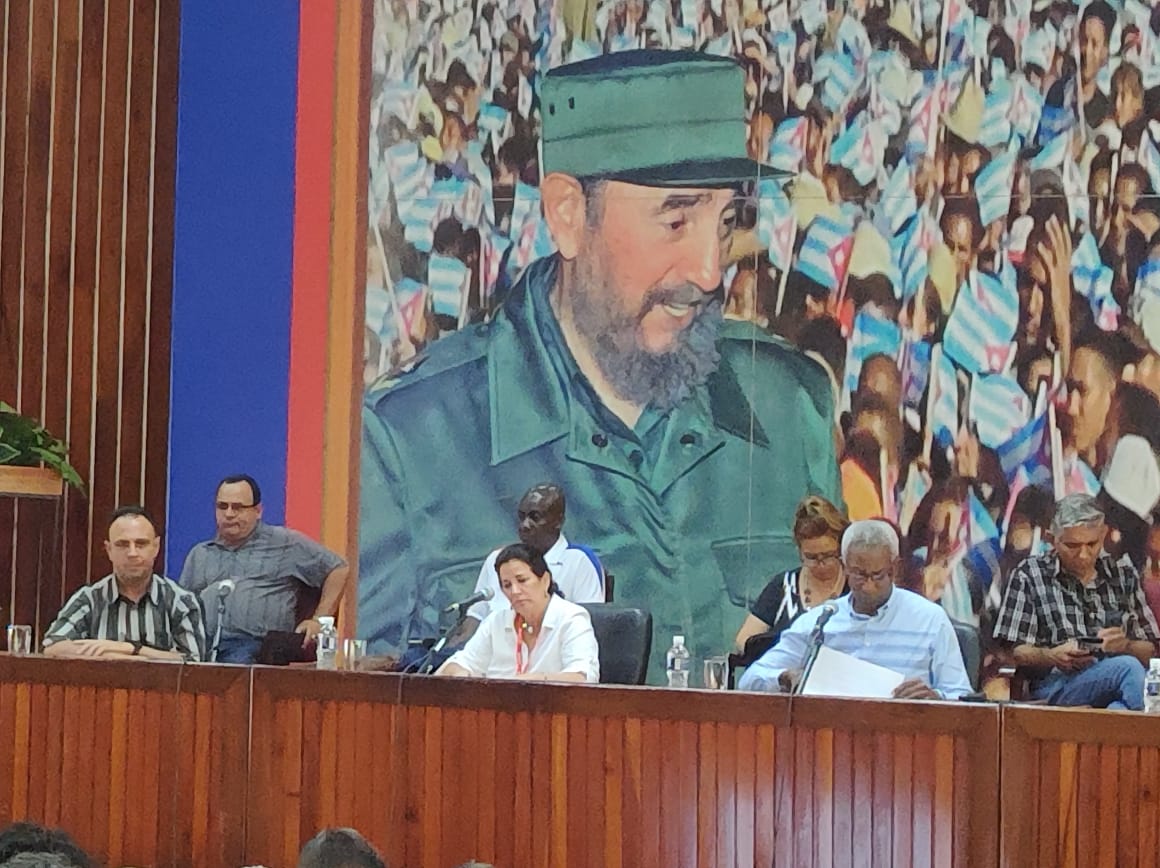holguin023's tweet photo. #Hoy_ Encuentro sobre uso efectivo de la red social X y visión política e ideológica de nuestro Comandante en Jefe atemperada a la Cuba actual 🇨🇺

✍️ Con nosotros la periodista Katiuska Blanco 

#SomosArtexCuba
#HonorHolguinero
#HolguínSí https://t.co/Pfx6HmjxRC
