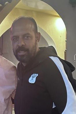 abakrys's tweet photo. لما التقيت الكابتن عماد النحاس في مشاهدة مباراة الاهلي والزمالك
وكان معاه احد افراد الجهاز الفني السابق
تيقنت ليه كابتن عماد والكابتن اللي معاه
نجحوا في حصد لقب الدوري للاهلي

الناس دي ياجماعة ماينفعش تخرج من النادي ❤️🦅 https://t.co/s28oKurb8x