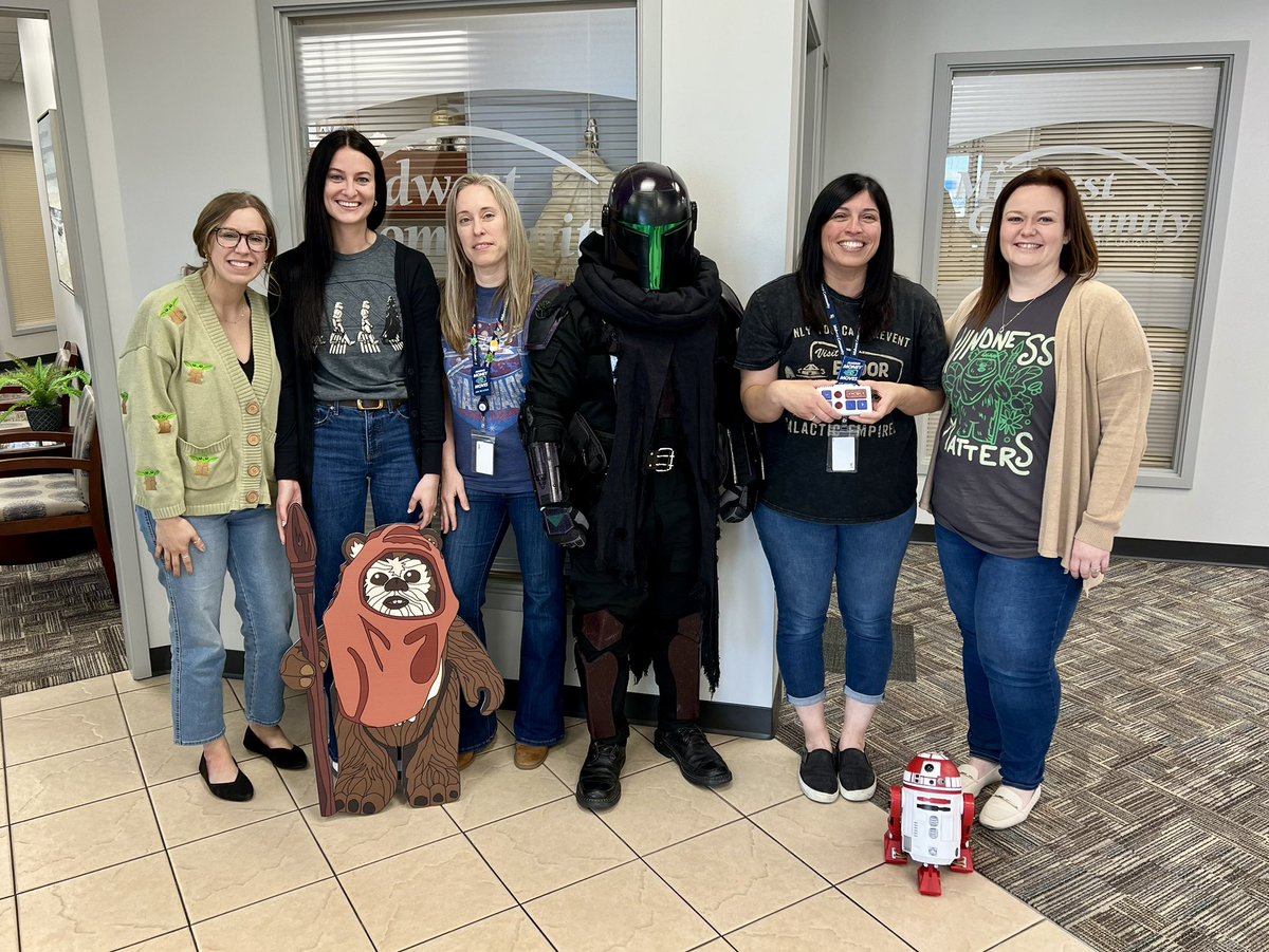 MidwestCommFCU's tweet photo. ✨ May the 4th be with you! ✨

Our staff showed up ready to celebrate in their best Star Wars gear today! From the light side to the dark side, the force is strong with Midwest Community!

#StarWarsDay #maytheforcebewithyou https://t.co/0QoF5OYWjl