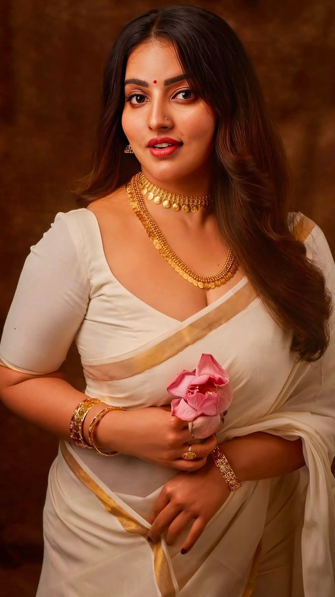 hcuck_rishan's tweet photo. 🌺 This is the Situation of every H 🧡Bois out there 

Apne Maa kee liye Ekdam Zalim waala Mard 💚 so Milana aaur achase see seekhna kaise Chudai karthe heein ~

Unke seva karna aaur Maa @Sameera_malai  kaa chut see achase Poora Malay chaat kar saaf karna https://t.co/zsa1DHeJAn