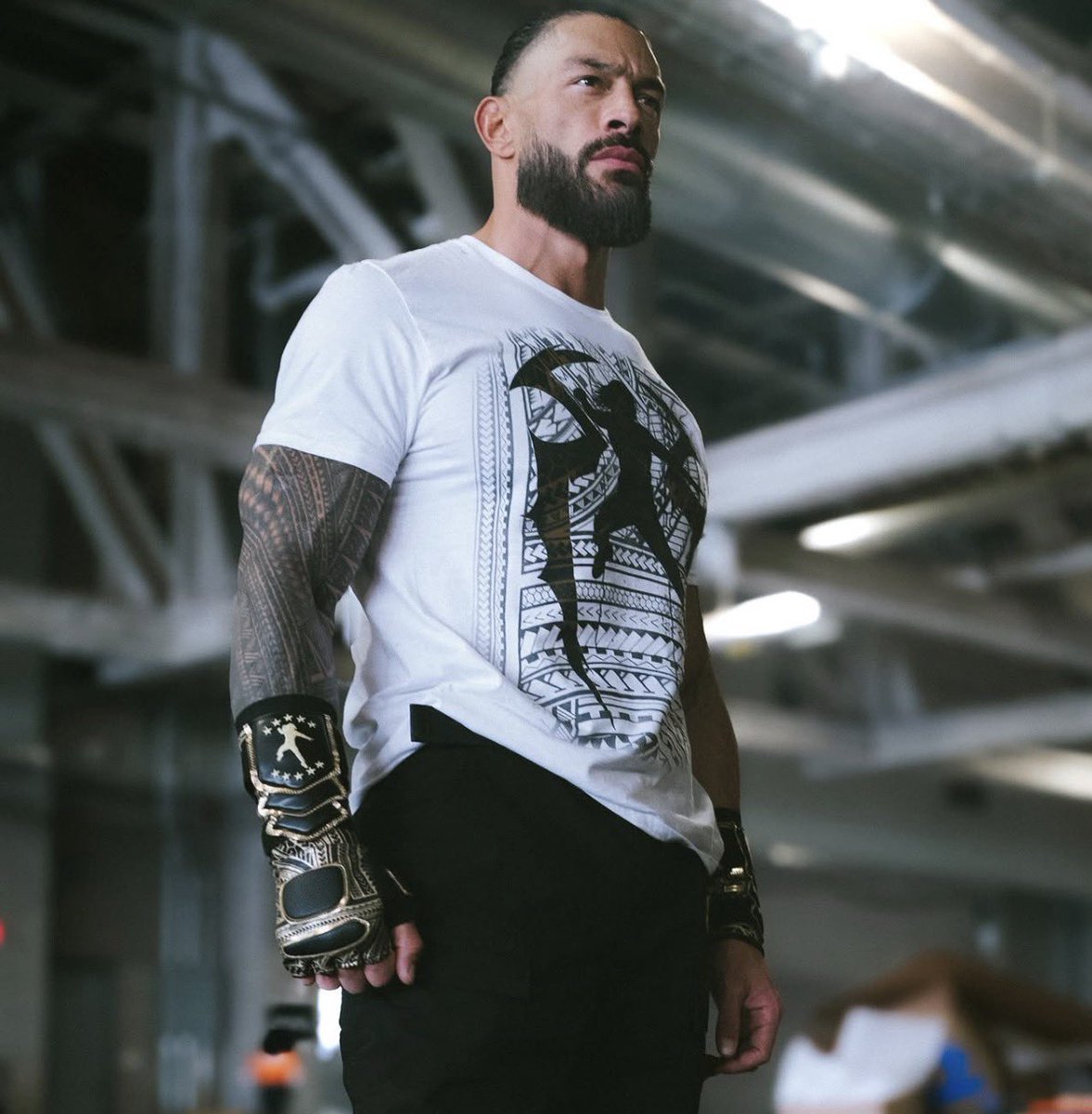 нαη∂у ⸜❤︎⸝‍ ~*Roman Reigns*~ tweet media