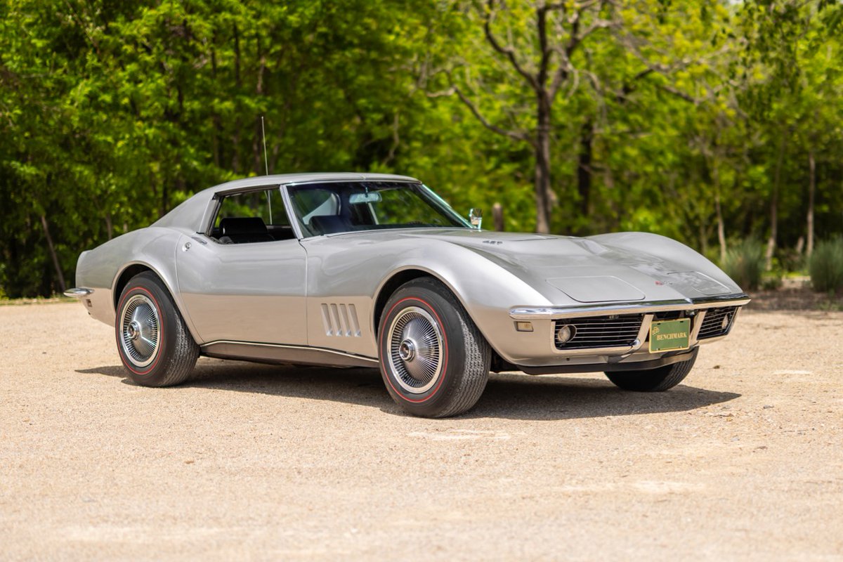CarsBuyText's tweet image. Market Watch- bringatrailer.com-1968 Chevrolet Corvette Coupe L89 427/435 4-Speed: This 1968 Chevrolet Corvette coupe is powered by a 427ci… dlvr.it/TSMmg2  Selling Yours? - Text List to 21002 #sellmyvehicle #carsforsale #listyourcar #sellmyclassiccar #sellmytruck