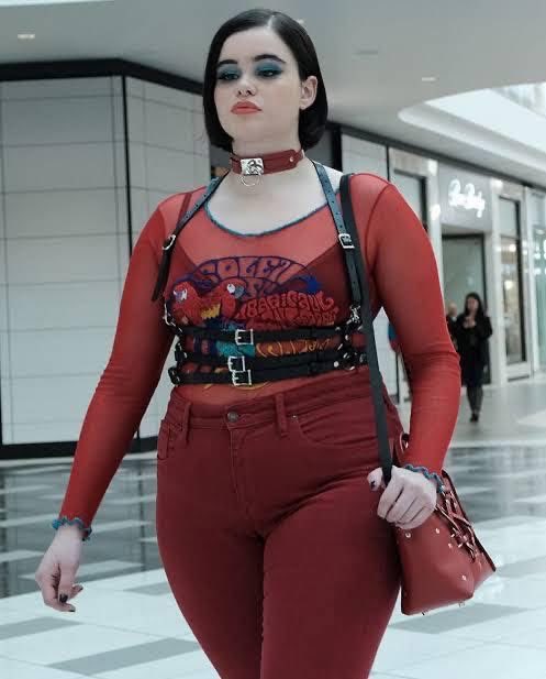 Bornakang's tweet image. Barbie Ferreira in 2021 vs  Barbie Ferreira in 2026