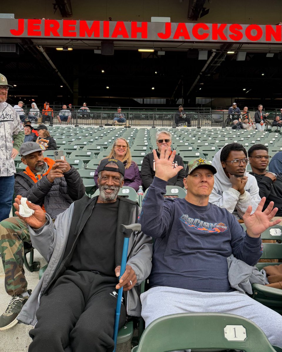 Baltimore Station tweet media