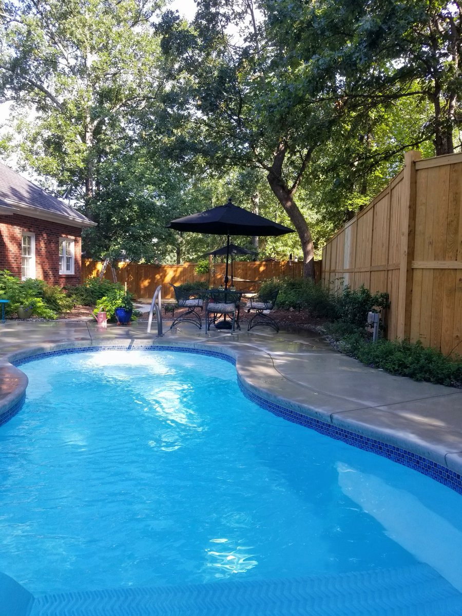 PoolscapesCLT's tweet image. This slice of heaven. The Cocoa Beach pool model in the color Sully Blue. #backyard #pool