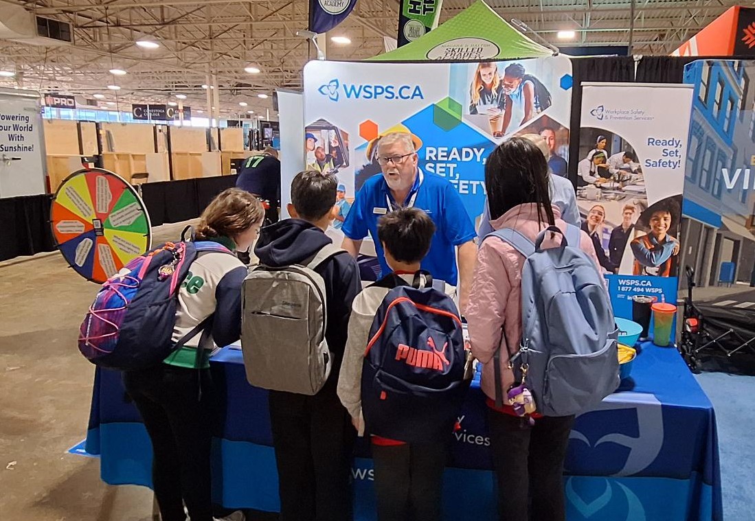 WSPS_NEWS's tweet image. Day 1 of the @skillsontario Competitions is in the books! 

Today, grades 4–8 #students are onsite showing their skills and exploring future #career paths. Our WSPS booth (1656 &amp;amp; 1657) has been buzzing with lineups to try our new VR Young Worker Experience — letting students step