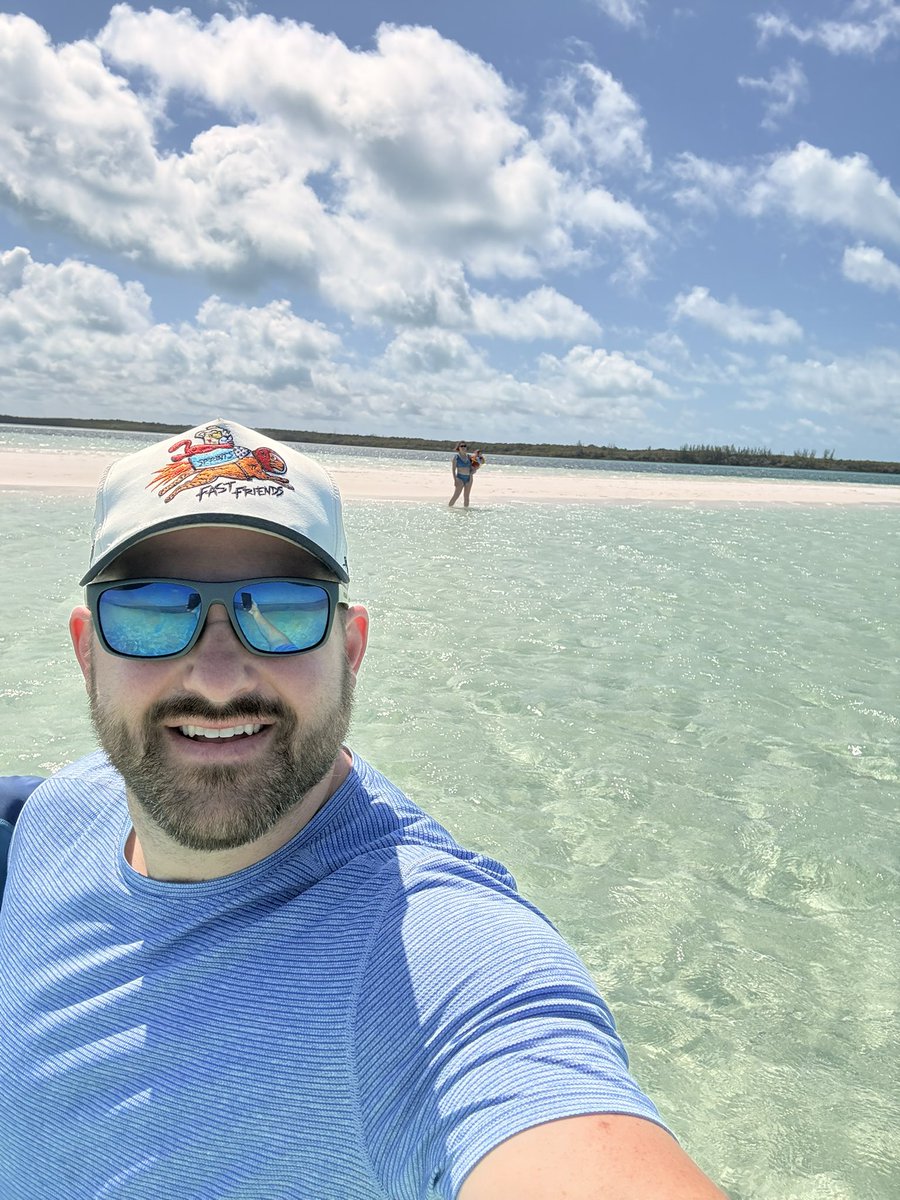 JCourageFIT's tweet photo. Back on grid. Been real Bahamas. Now Miami for a few days. https://t.co/eHV9u8z5Gl