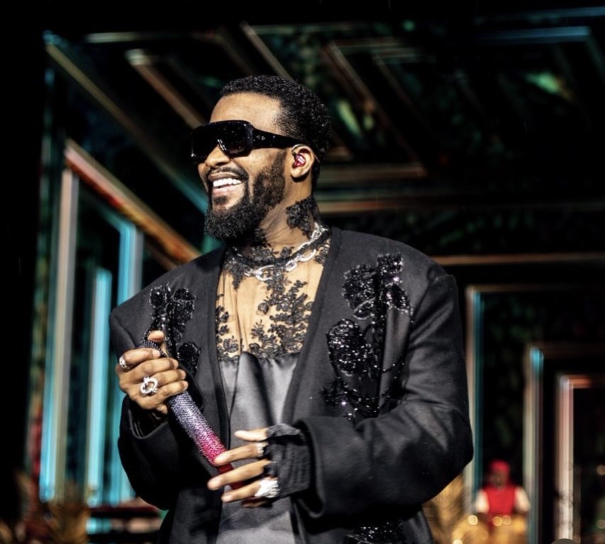 Fally Ipupa tweet media