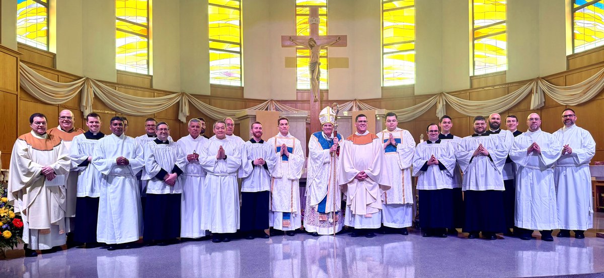 StCharlesSem's tweet photo. Saturday, May 2 was the celebration of Mass with the Ministry of Acolyte for seminarians in the Theological Seminary and candidates for the Permanent Diaconate. Mass was held at Corpus Christi Church with principal celebrant Bishop David O’Connell, C.M., Diocese of Trenton. https://t.co/z2kmZxtYr7
