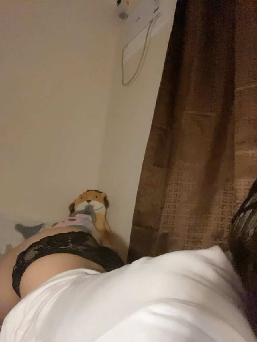 littledevill06's tweet photo. Someonee please fuck mee 🫠🫠 https://t.co/imPp8ORGRZ