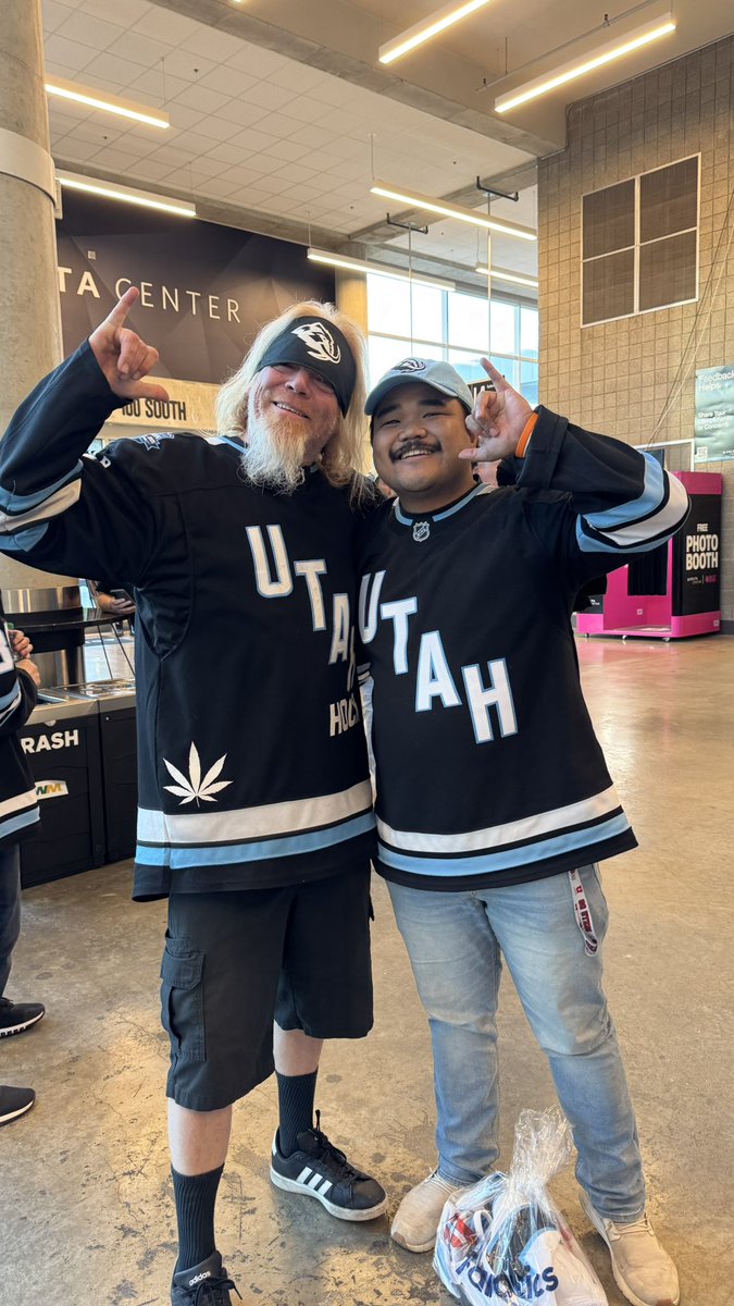 utah man am i 🏳️‍🌈 tweet media