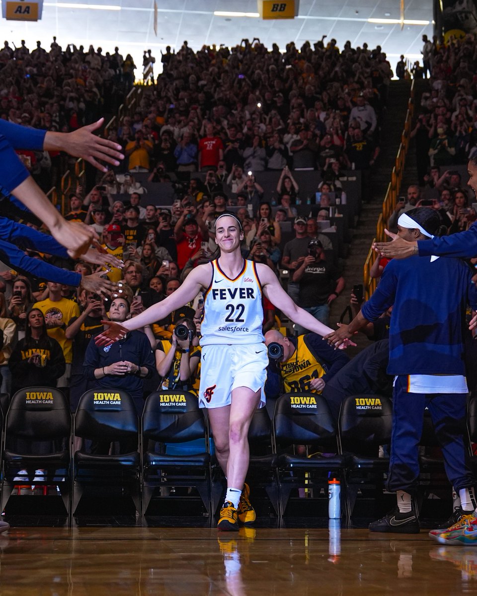 Indiana Fever tweet media