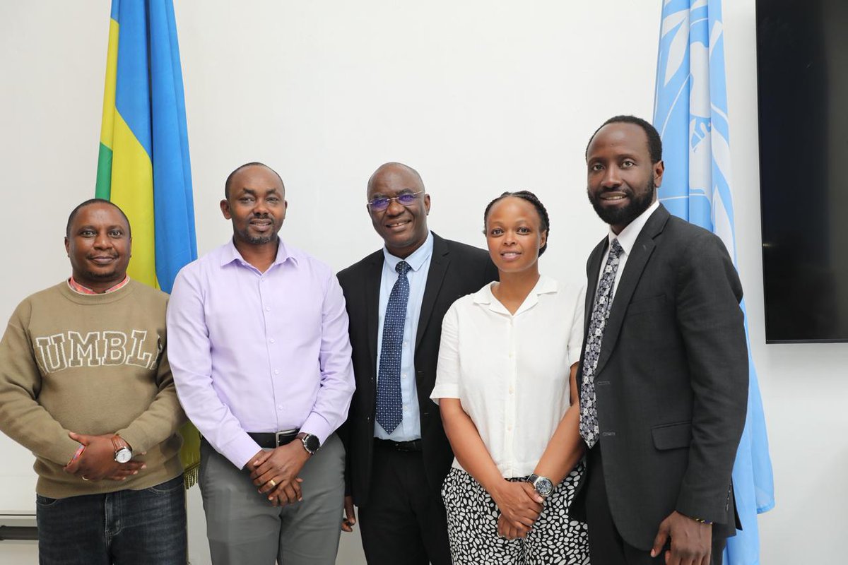 rrpplus's tweet image. Today, the Executive Secretary of @rrpplus, together with fellow Directors @uphls @InterfaithRda @RwandaNGOForum, held an introductory meeting with the UNAID Representative and Multi-Country Director #Kenya #Rwanda #SouthSudan, @RichardAmenyah.

The discussions focused on