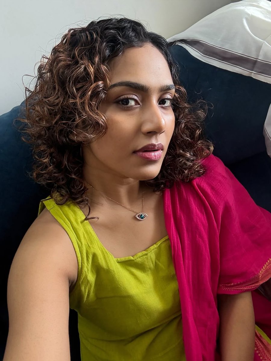 ActrezHub's tweet photo. #MonicaJacob #Monica #RishaJacobs #Risha https://t.co/8l8JzKm73G