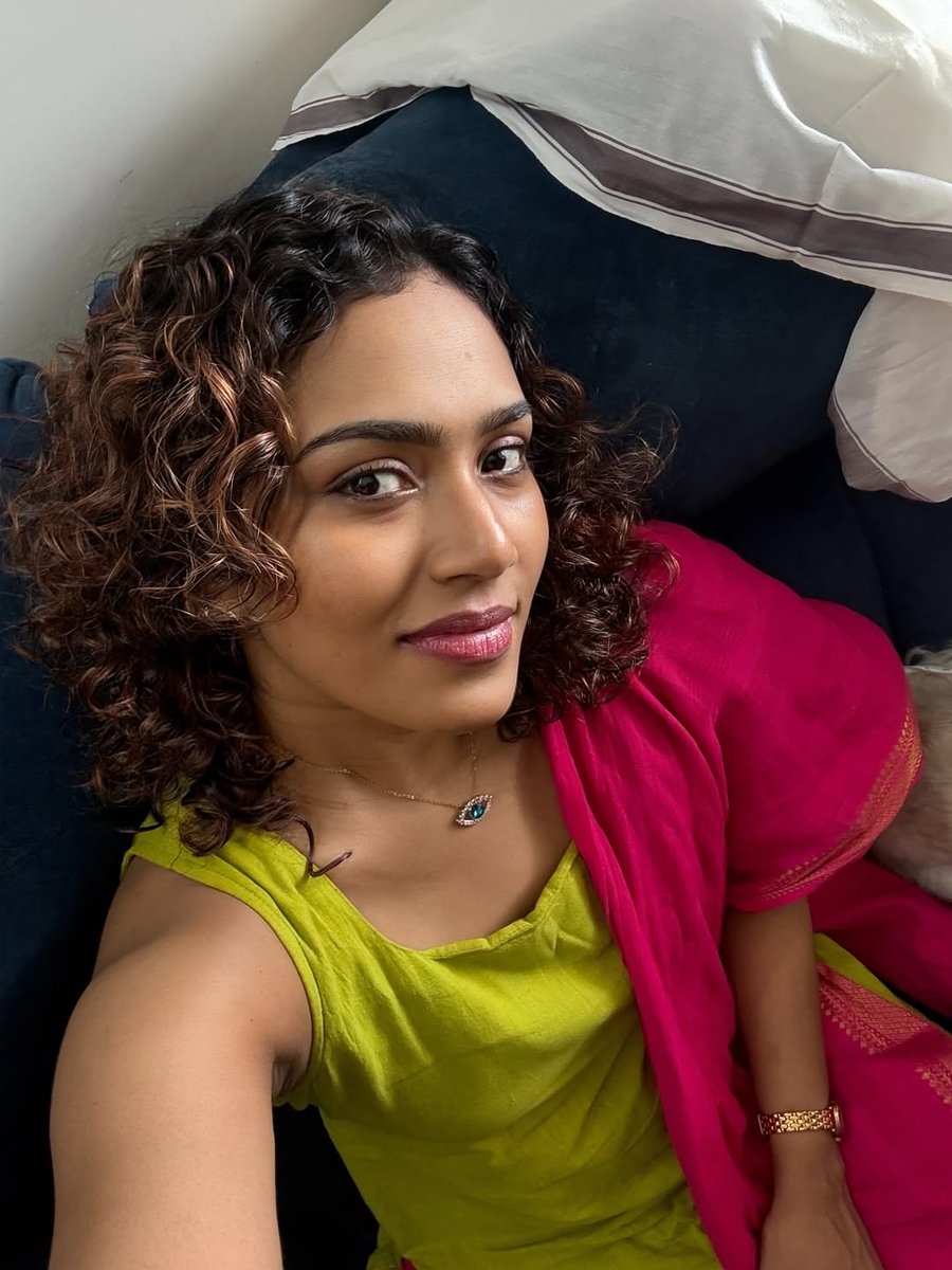 ActrezHub's tweet photo. #MonicaJacob #Monica #RishaJacobs #Risha https://t.co/8l8JzKm73G