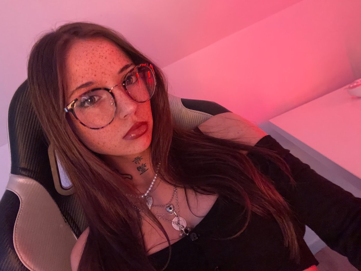 Lexe tweet media