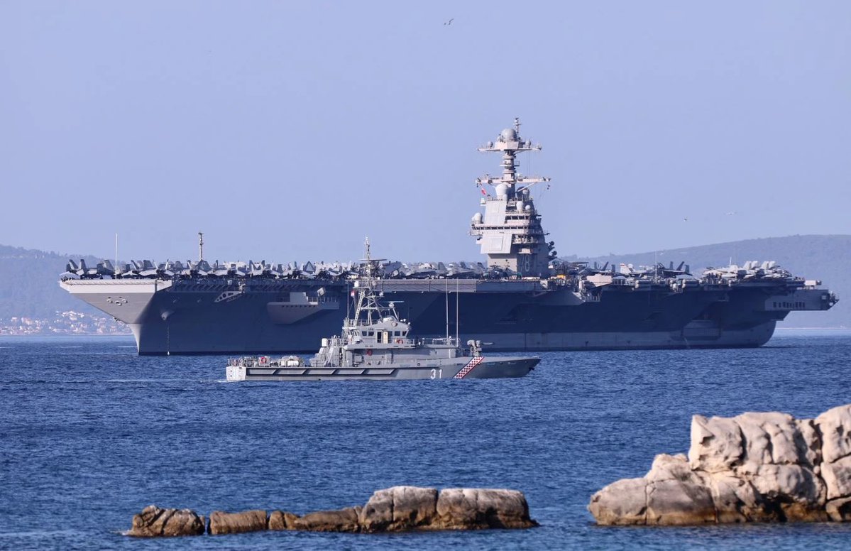 SlavicNetworks's tweet image. 🚨CROATIAN PRESIDENT ZORAN MILANOVIĆ SLAMS US WARSHIP IN DUBROVNIK AS UNCONSTITUTIONAL — “THIS IS NOT GOVERNMENT JURISDICTION, PARLIAMENT MUST APPROVE!”  🇭🇷🔥🇺🇸

In a strong public statement, Croatian President Zoran Milanović questioned the arrival of a large American warship in