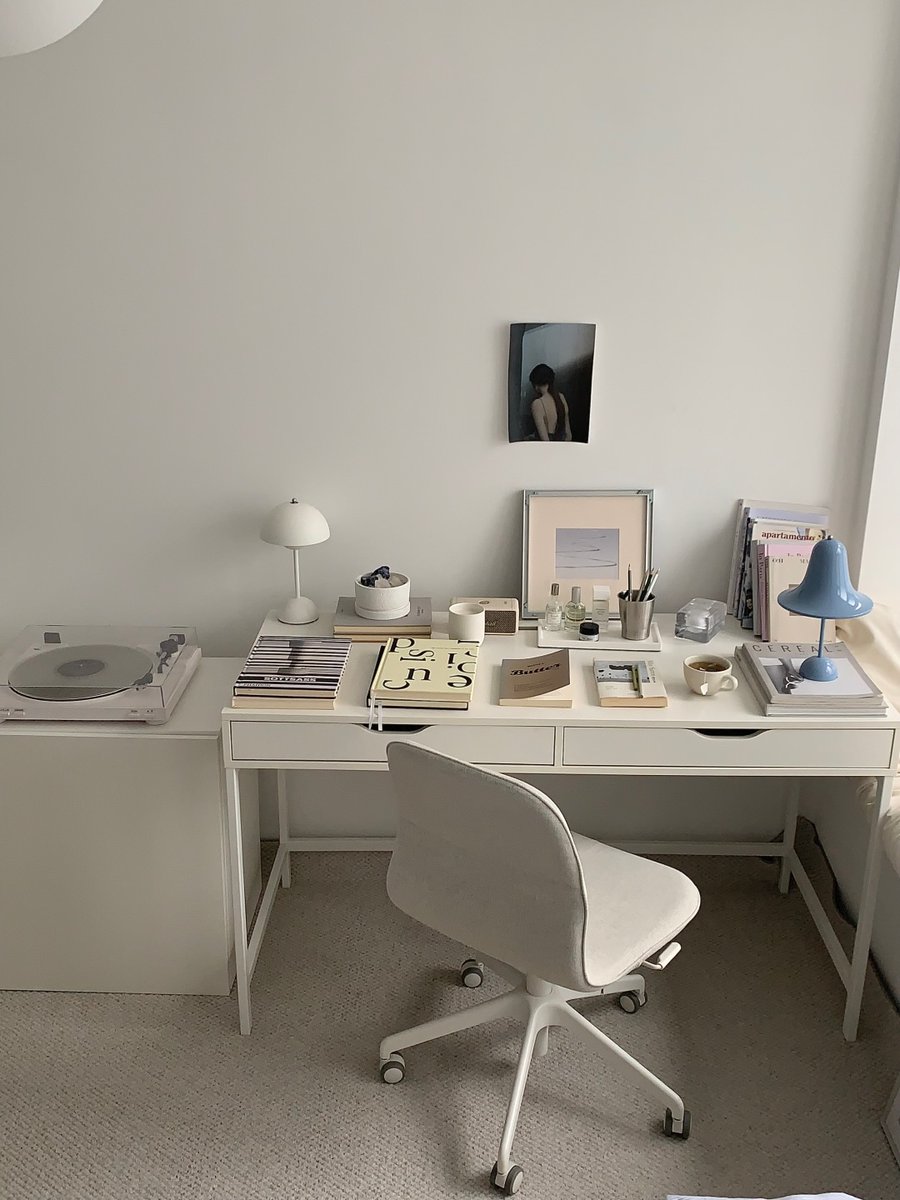 interiorsuckerr's tweet photo. https://t.co/JsfaA4q0q3