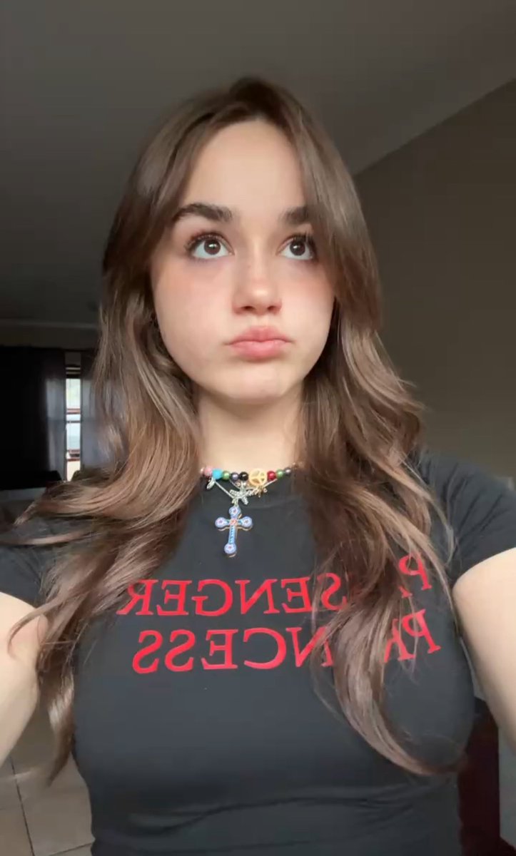Nina tweet media