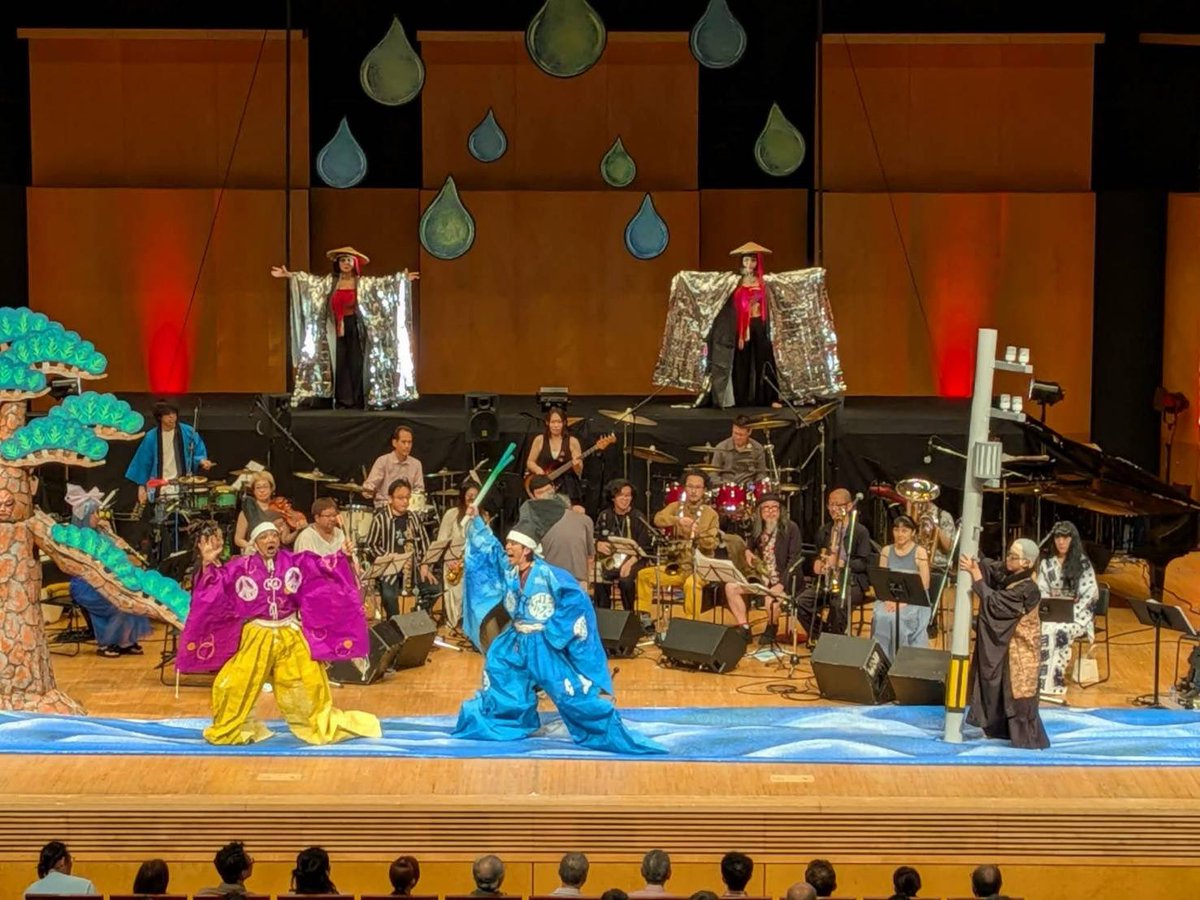 syuichihayashi's tweet photo. 今年のテーマは『大河』
大河といえば大河ドラマ『赤穂浪士』
電柱でござる！
大河、タイガ、タイガー&amp;ドラゴン
 駄洒落かよ‼️
 #furendance #渋さ知らズ #lfj2026 #風煉ダンス https://t.co/qpxKlvgSk0