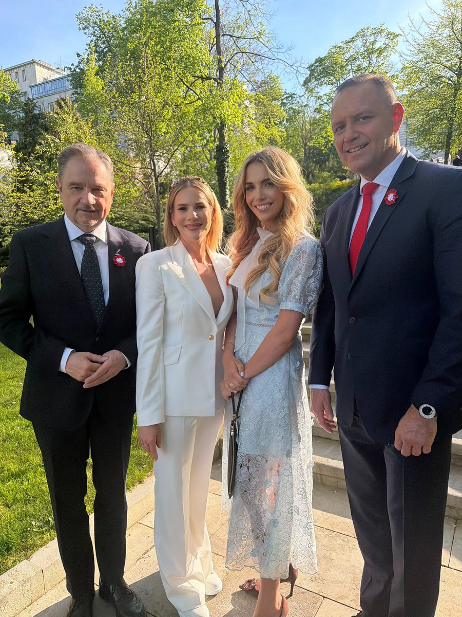 Emilia Wierzbicki tweet media