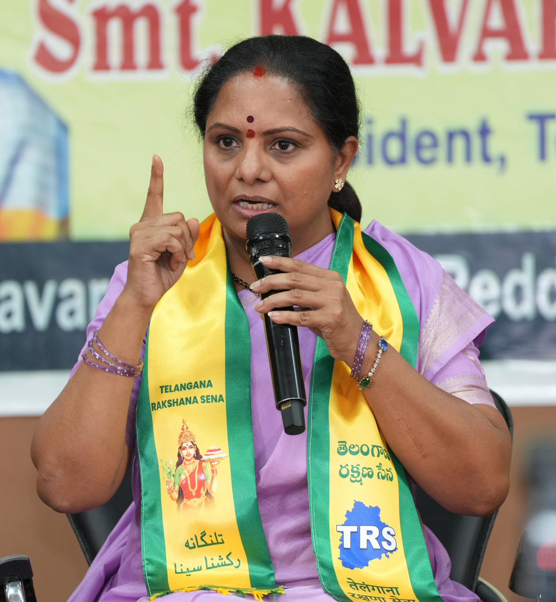 NaaTelangana__'s tweet image. BJP Cant Enter Telangana - Only Kavitha Amma has the Capability to stop BJP Entering Telangana 

…… I will Explain How it is Possible in tomorrows X Article   

#Bjp #Telangana