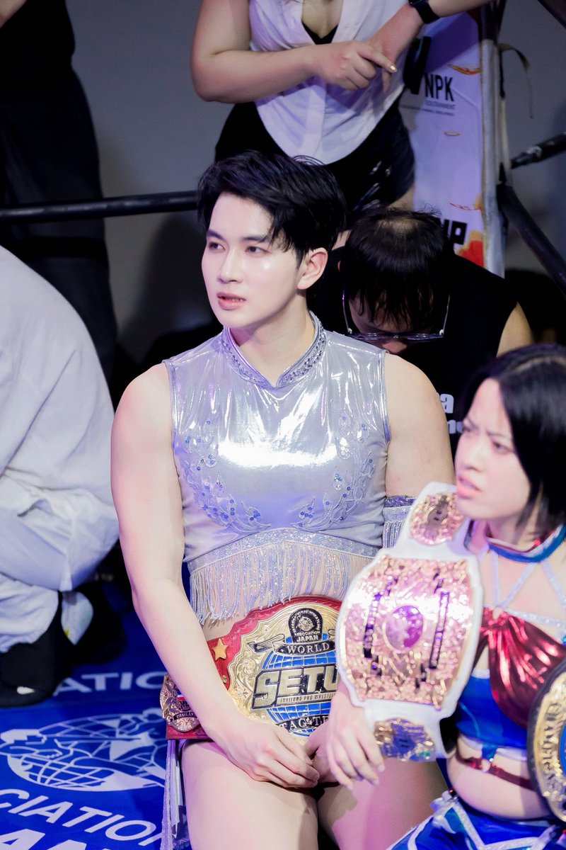 Monomoth1's tweet photo. Still champ 🥺🔥🔥🔥 https://t.co/o7SdJFLrB9