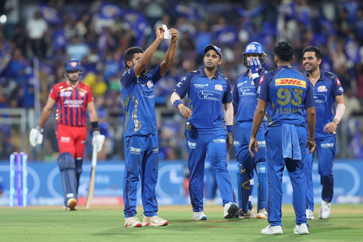 IndianPremierLeague tweet media
