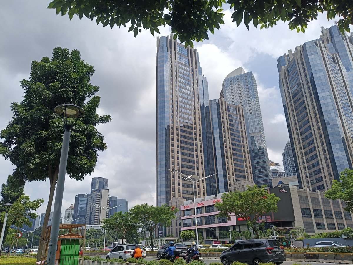 Nouf_AF46's tweet photo. @massdowman Take sambil jalan😀 https://t.co/8igG9Kt5Qr