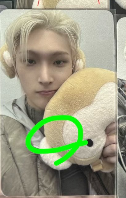 AtotheZ_k's tweet photo. @cujclb ありがとうございます。
黄色で印つけたソンファ以外交換可能です🙆‍♀️
こちら緑で印つけたトレカ交換可能です。検討よろしくお願いいたします。 https://t.co/Y5DfCH23EG