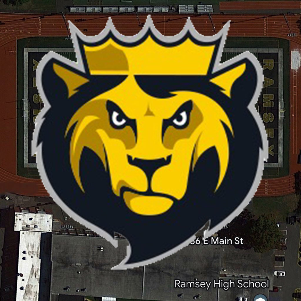 CoachPrestonL's tweet photo. Thanks to @CoachKarycinski &amp; @KingsCollegeFB for making a stop by Ramsey HS today to speak with our athletes! #MonarchNation #RecruitingRamsey https://t.co/9gONATxhmj