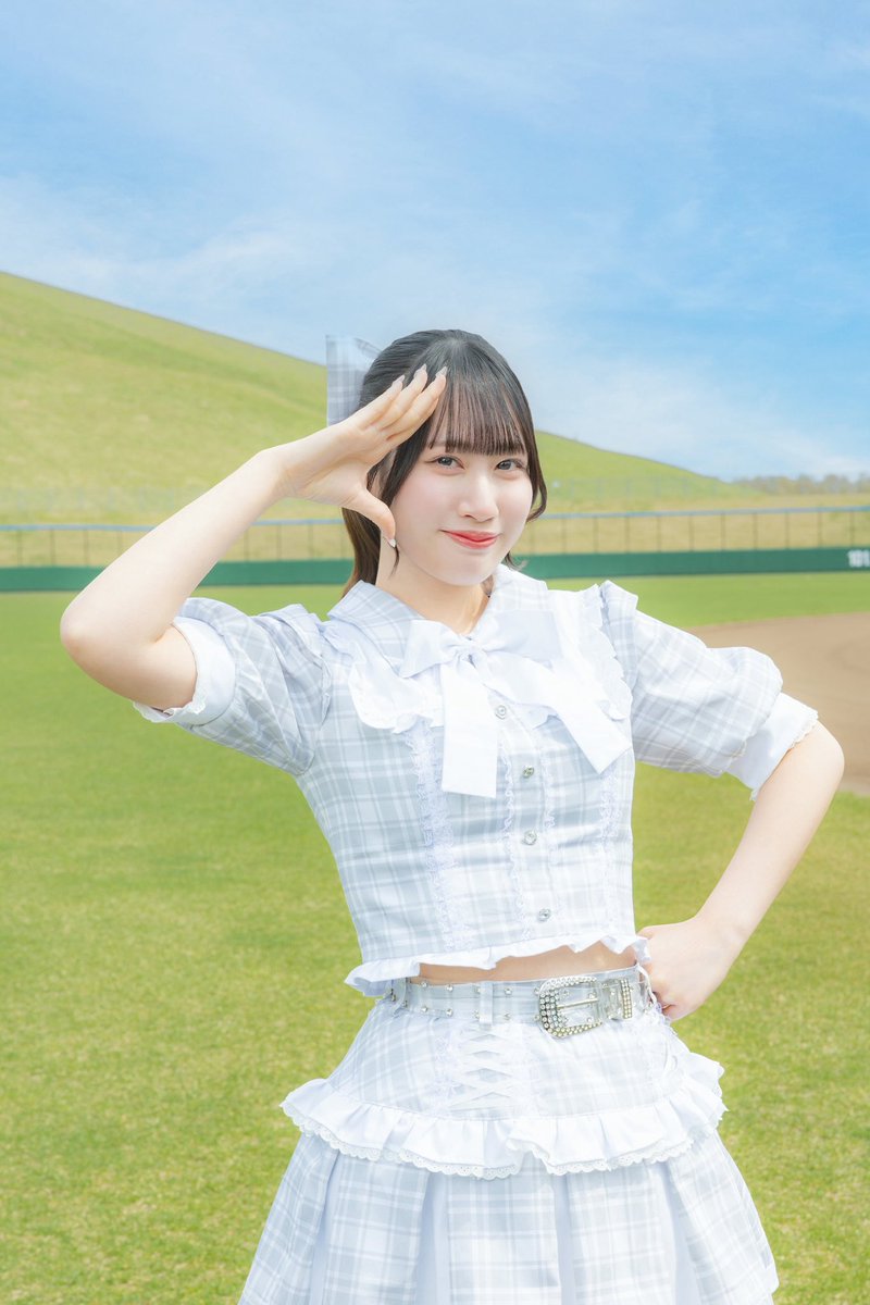 BYBBiT_STAFF's tweet photo. 【  個人アー写公開   】

▶︎ 藤井あいら( @aira_bybbit )
▶︎ ホワイト担当🤍
▶︎ 元気の良さは誰にも負けない
▶︎ MBTI 「ESFP」

#ビビッと https://t.co/AeTNzt3Pg2