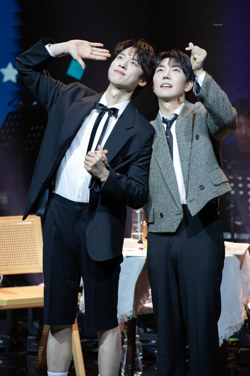 260504    
라라라콘: 우리들의 생일파티        

#윤승우 #현석준