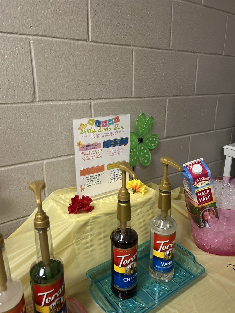 A_Georgieff_'s tweet photo. Dirty Soda Bar for Teacher Appreciation 🥤✨ https://t.co/YdGGEtJiBf