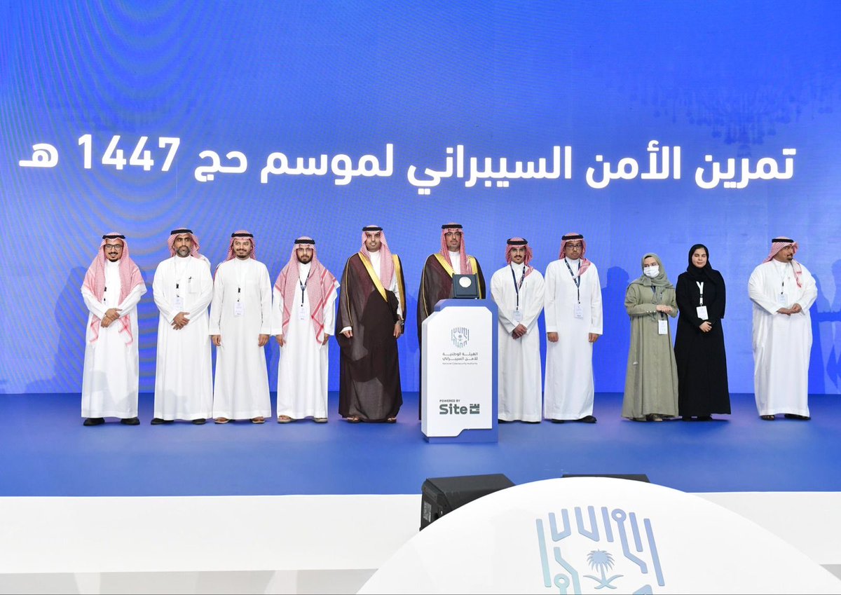 Meshari | مشاري tweet media