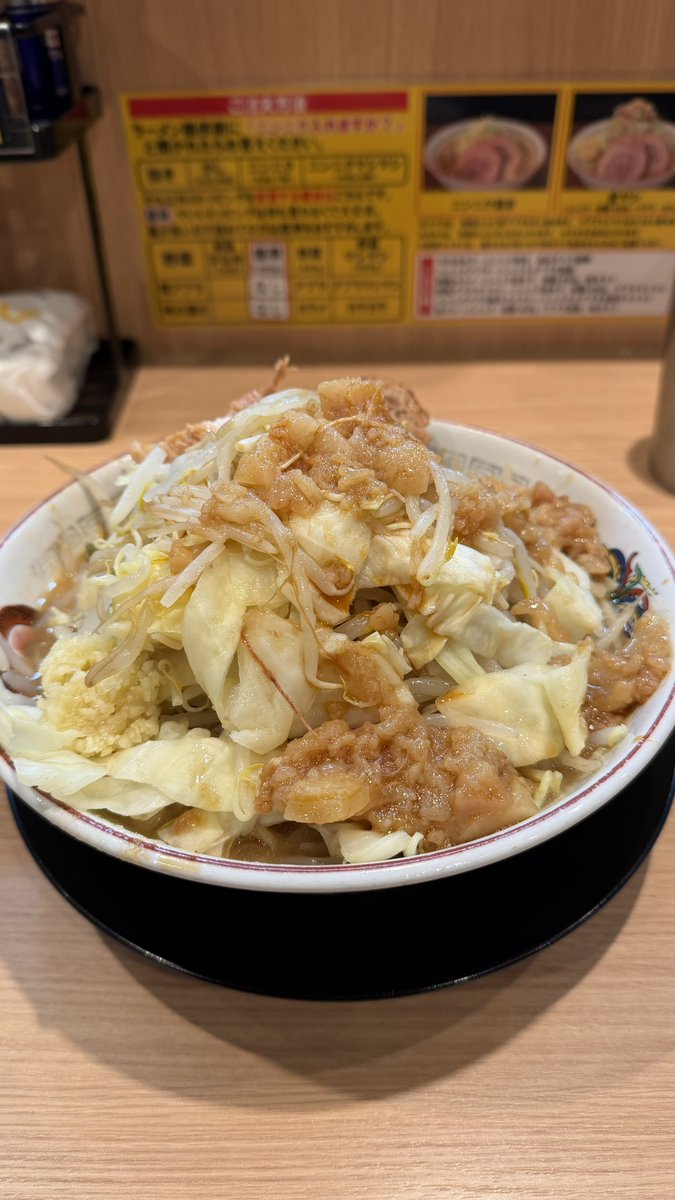 わしこ tweet media