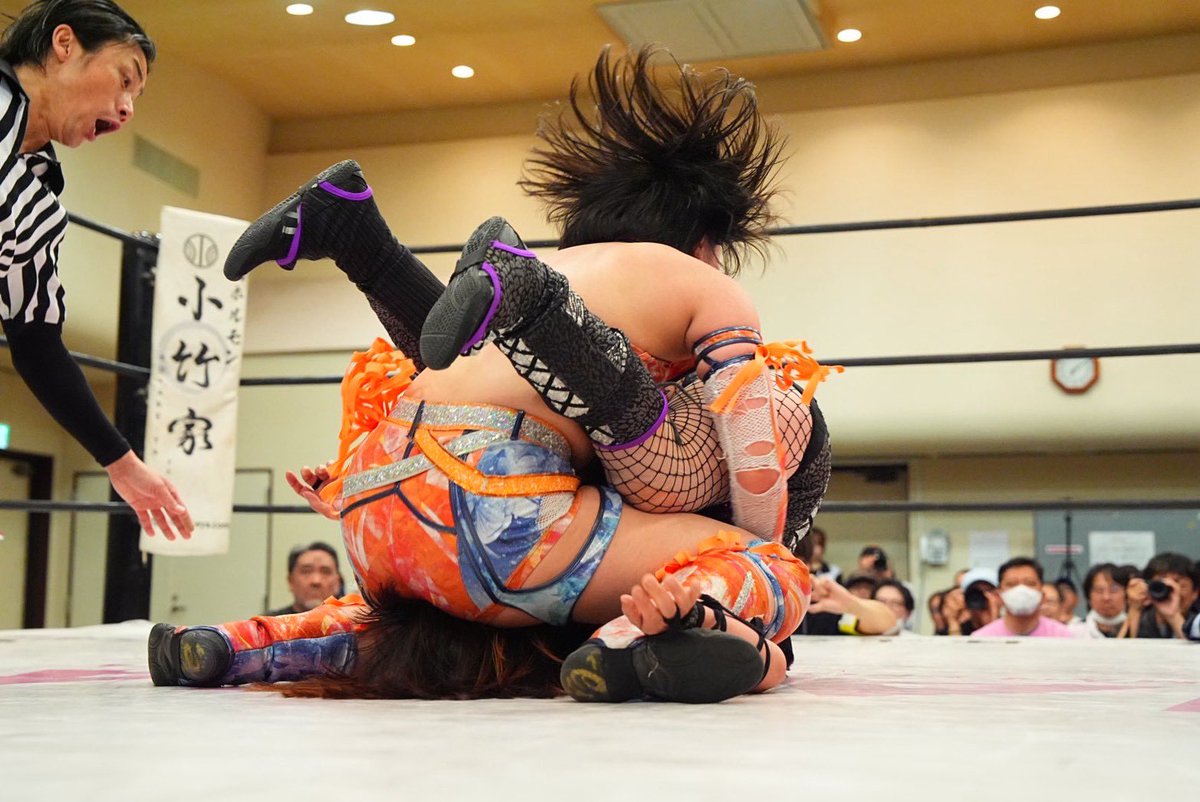 佐藤綾子🐸3児の母 女子プロレスラー tweet media
