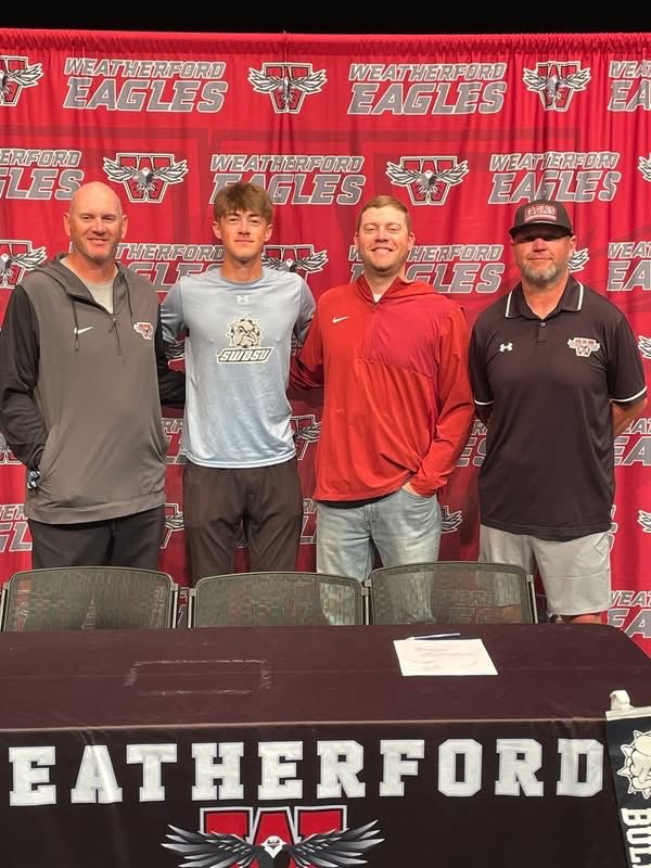 SWOSUHoops's tweet image. Welcome to the Bulldog Family Jackson!!  #Bluecollar #Tothebone @BrettWeiberg
