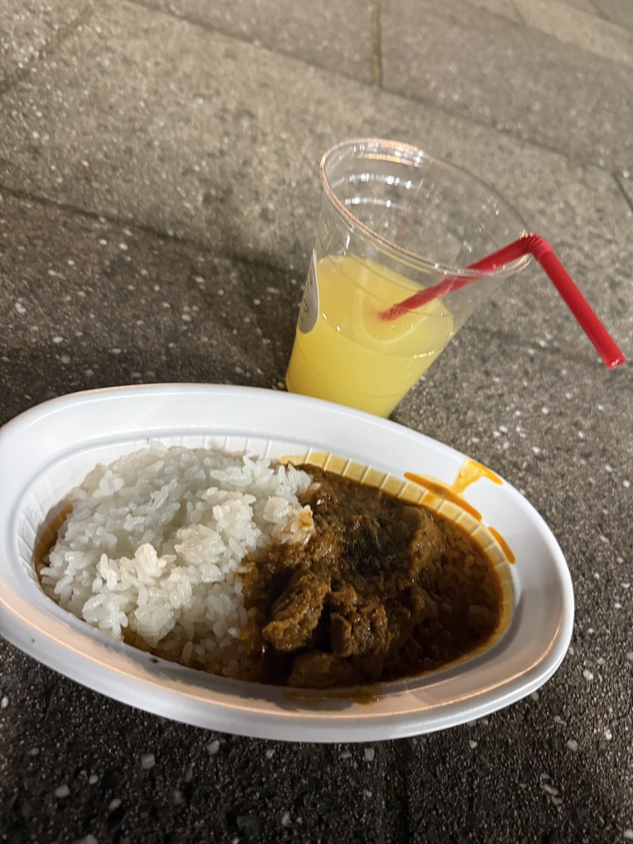 pyonrock1130's tweet photo. 珍しく空いてたので🍛 https://t.co/leks5w7GvN
