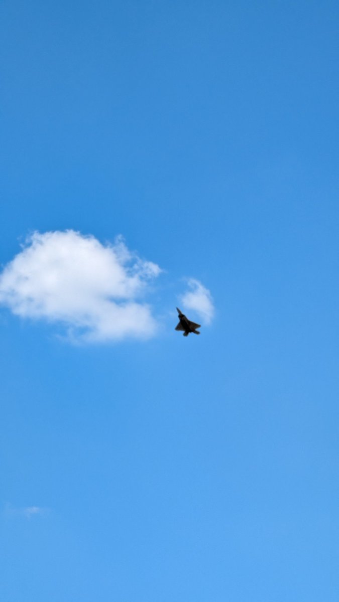 NicholasPatti21's tweet image. PT4 #randolphafb #airforce #f35 #f22