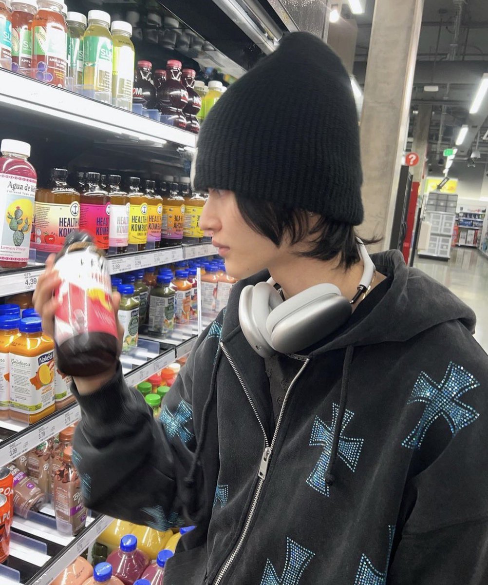 𝚐𝚛𝚎𝚎𝚗 tweet media